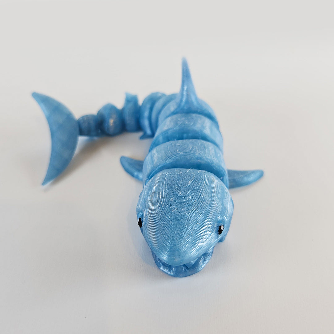 🦈 Articulated Mini Shark