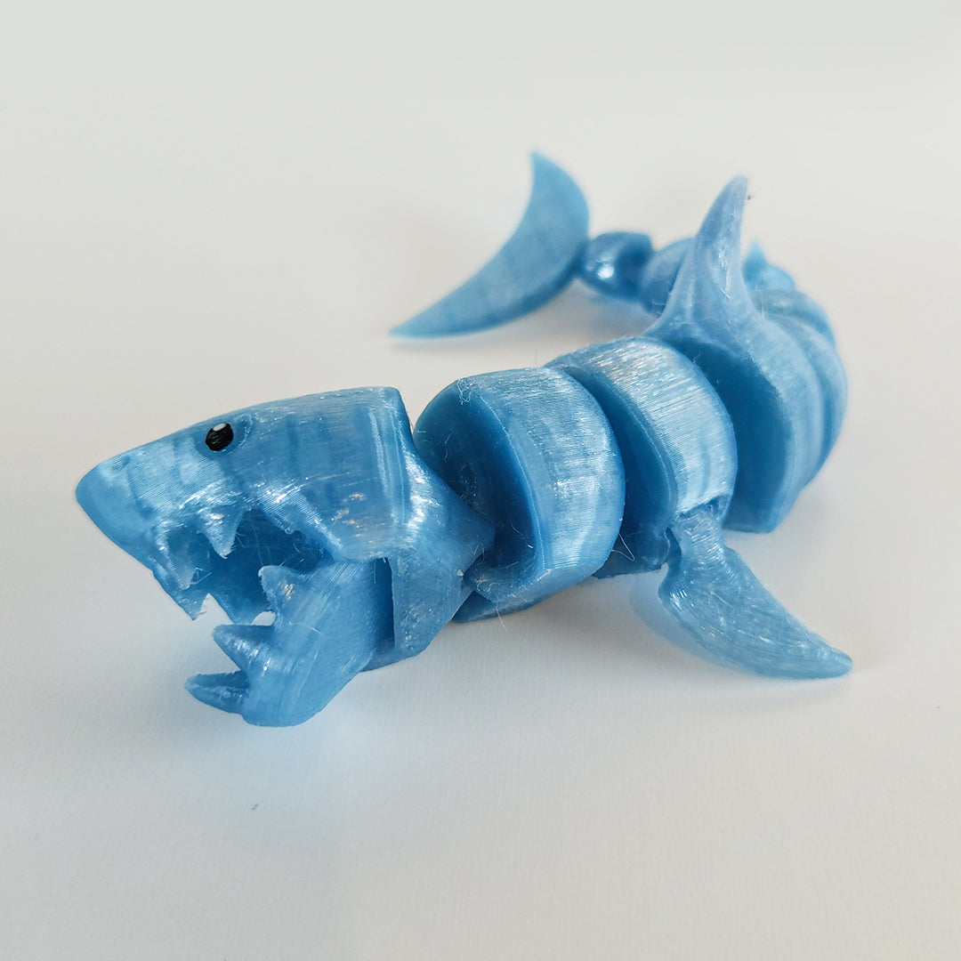 🦈 Articulated Mini Shark