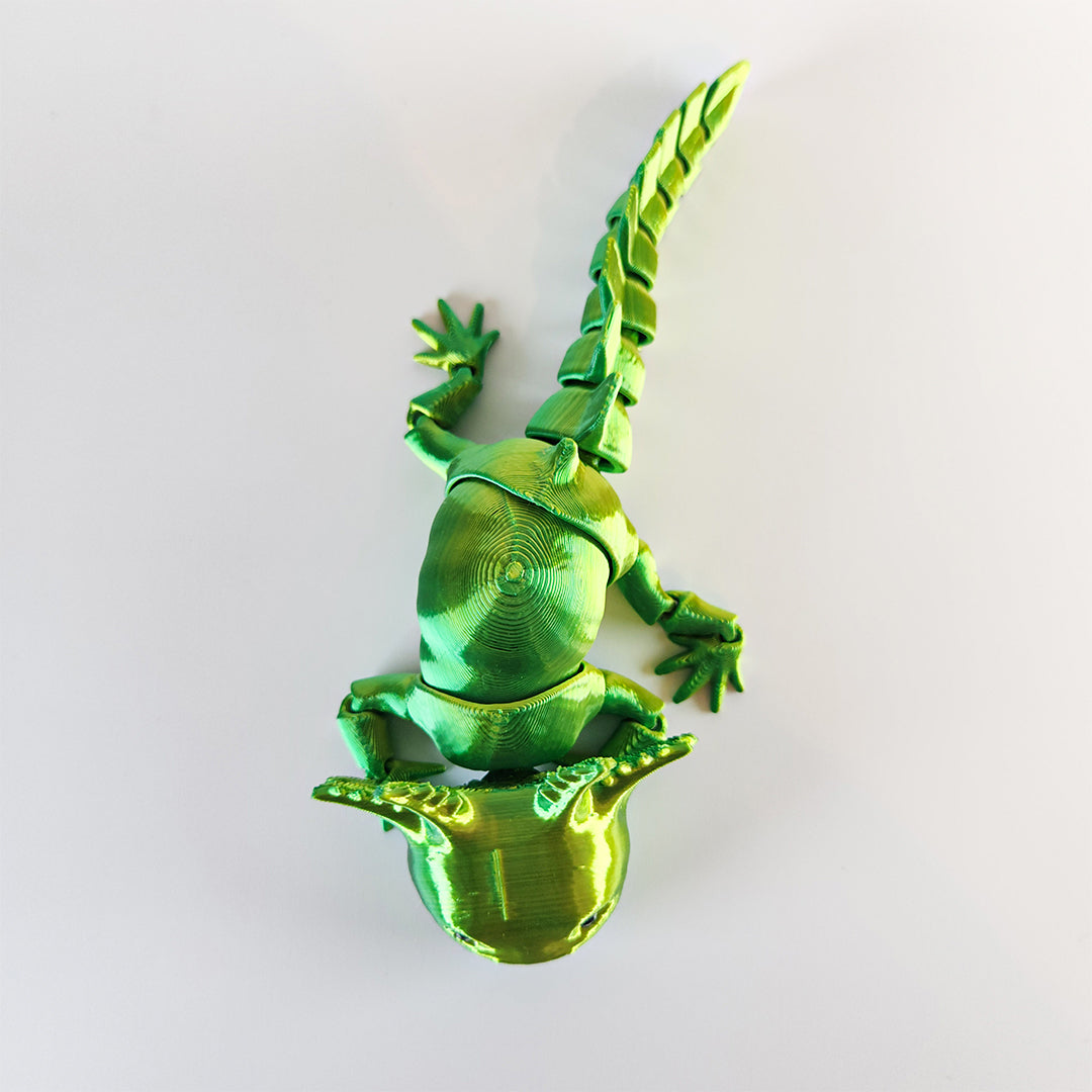 🌿 Axolotl – Articulated Desk & Fidget Companion