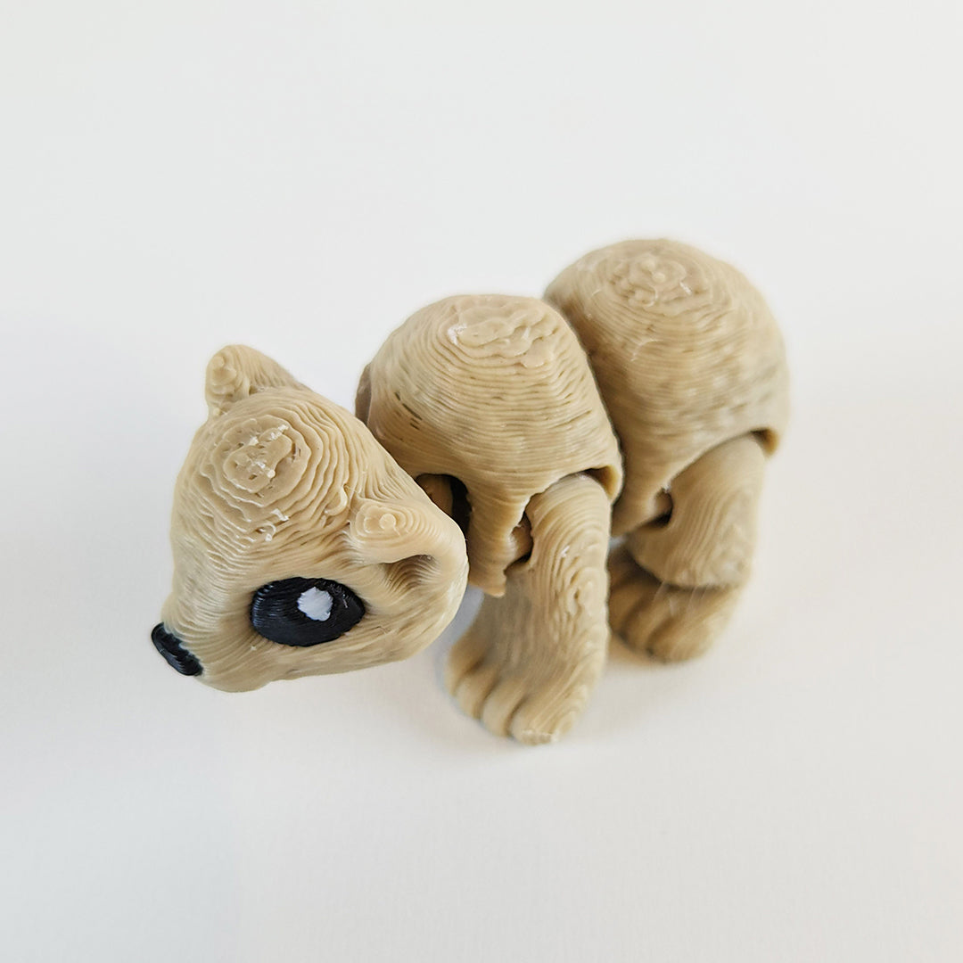 🐣 Bear Hatchling – Tiny Articulated Fiddle Companion